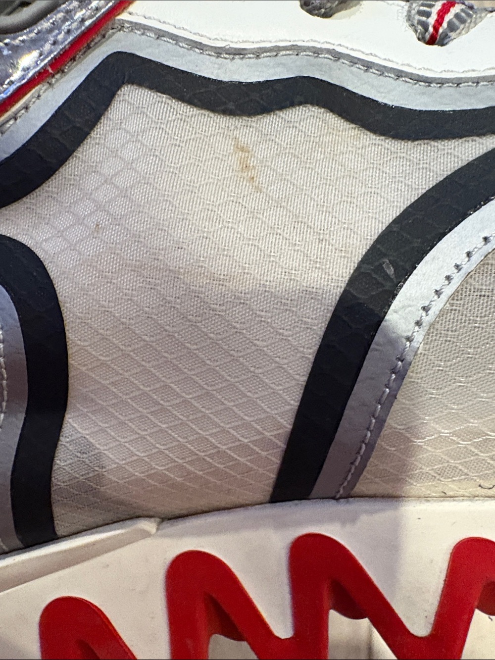Authentic Christian Louboutin White, Black & Red Low-Top Sharkina - Picture 5 of 7